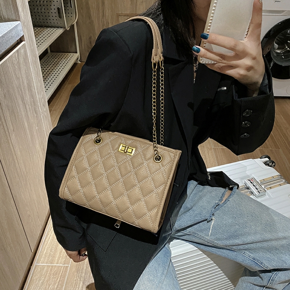 Quilted Bag Buttery Soft
